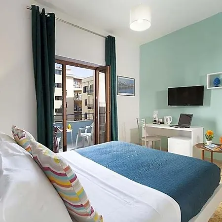 Hotel Mahal Kita Is A Unique Style 4*